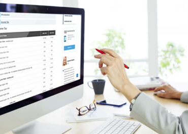 How long do people stay on a website?